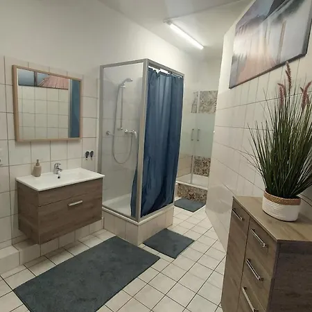 Zimmervermietung Πανσιόν