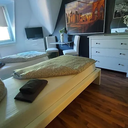 Zimmervermietung * Meuselwitz