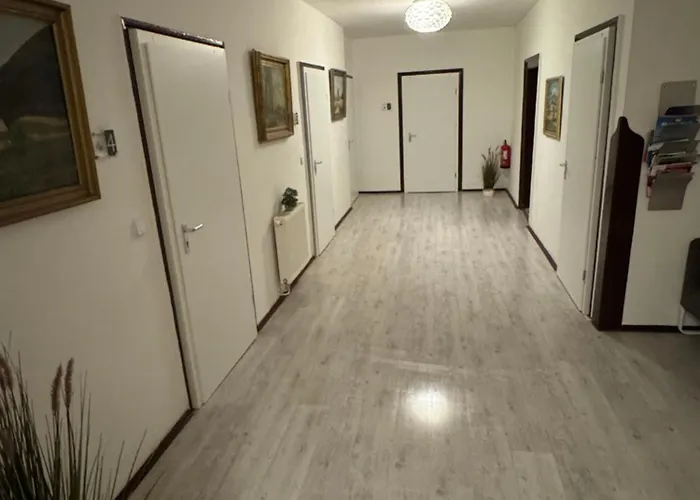 Zimmervermietung בית הארחה *